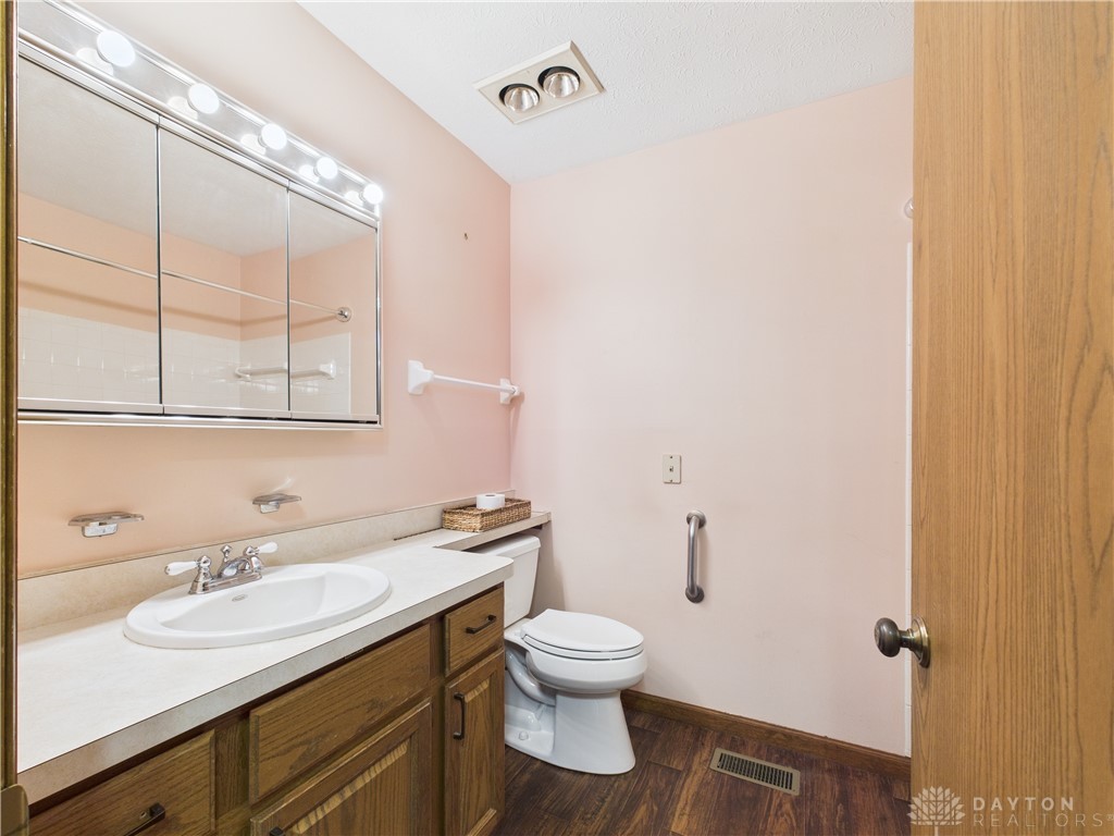 Englewood, Ohio 45322, United States, 3 Bedrooms Bedrooms, ,2 BathroomsBathrooms,Residential,Active,172365