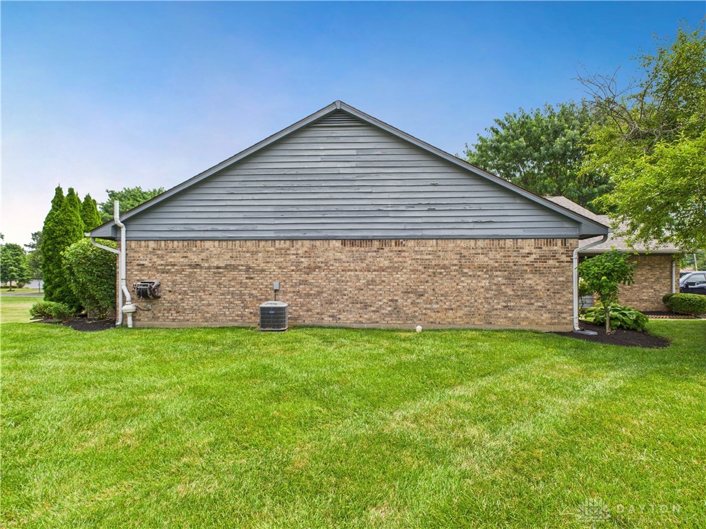 Englewood, Ohio 45322, United States, 3 Bedrooms Bedrooms, ,2 BathroomsBathrooms,Residential,Active,172365