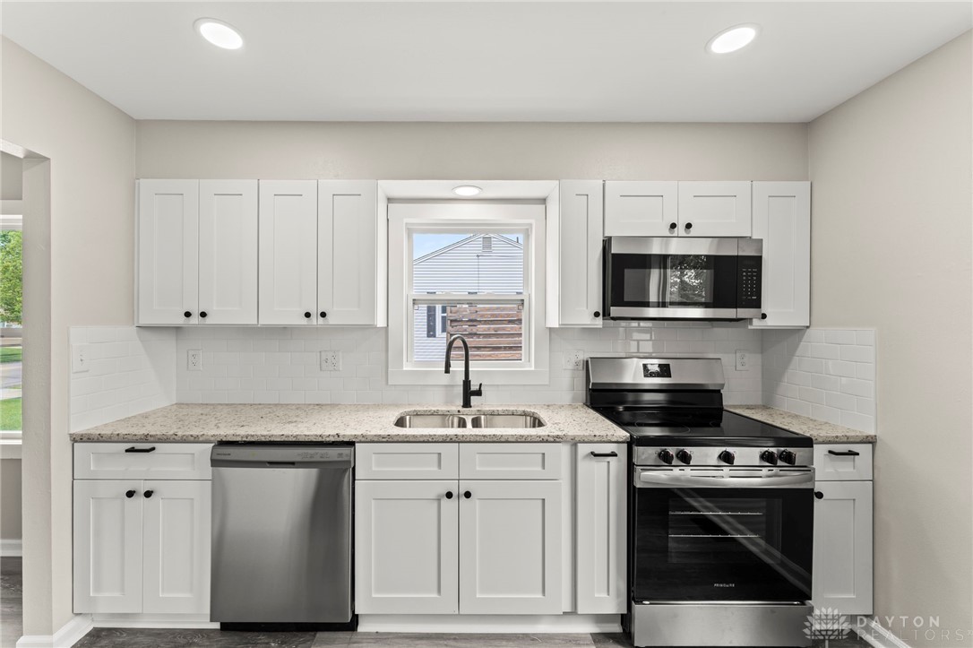 817 N Westedge, Tipp City, Ohio image 5