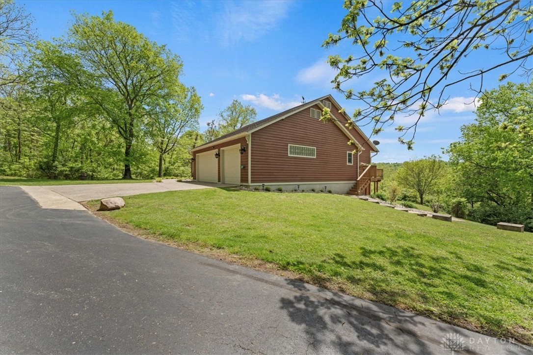 108 Green Falls Drive, Franklin, Ohio image 33