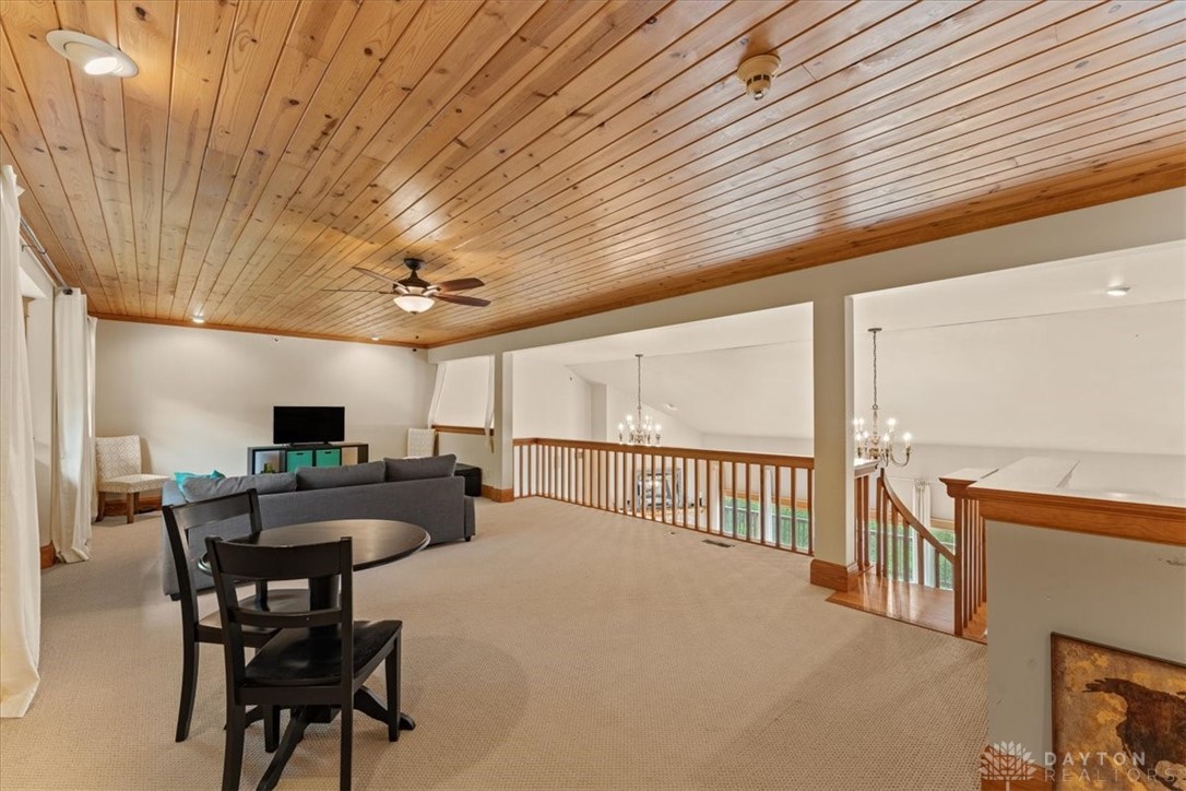 108 Green Falls Drive, Franklin, Ohio image 22