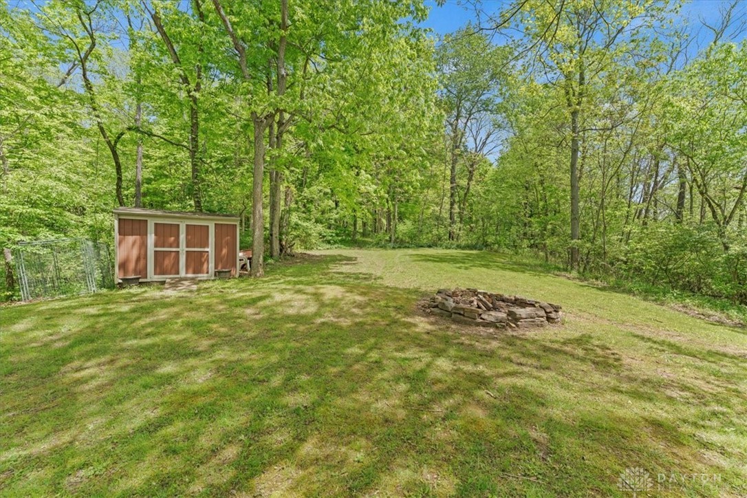 108 Green Falls Drive, Franklin, Ohio image 34