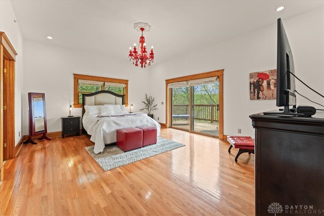 108 Green Falls Drive, Franklin, Ohio image 15
