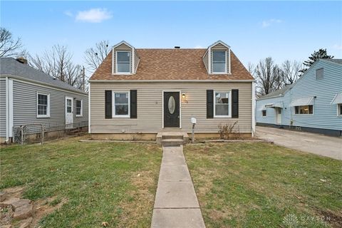 Photo of 323 Mann Avenue, Fairborn, OH 45324 (MLS # 949762)