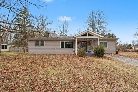 Photo of 5919 McPicken Drive, Milford, OH 45150 (MLS # 951199)