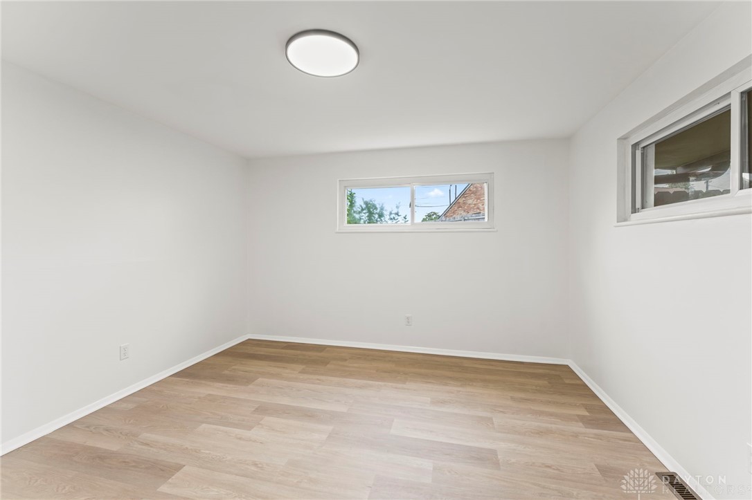 3529 Waterbury Drive, Dayton, Ohio image 30