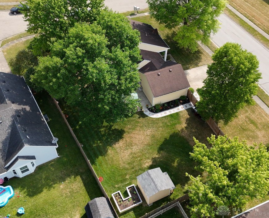 793 Hunters Ridge Drive, Fairborn, Ohio image 40