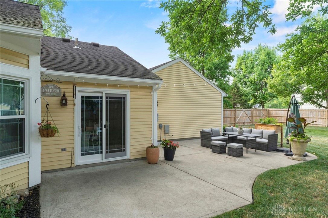 793 Hunters Ridge Drive, Fairborn, Ohio image 35
