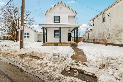 Photo of 1083 Valley Street, Dayton, OH 45404 (MLS # 951209)