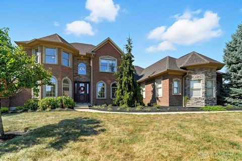 Photo of 4625 Guildford Drive, West Chester, OH 45069 (MLS # 945534)