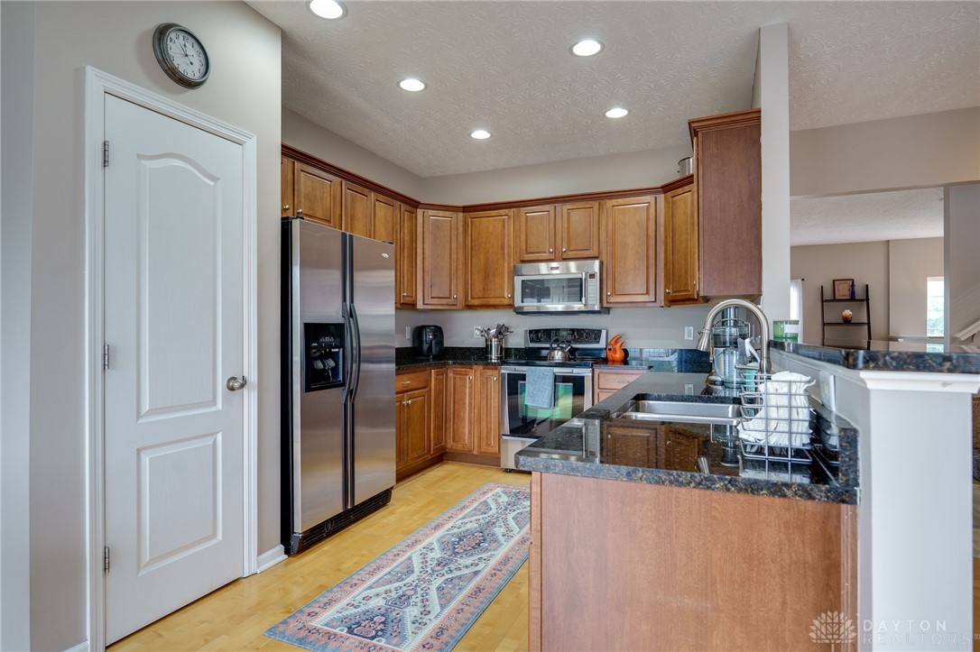 1668 Big Bear Drive, Dayton, Ohio image 14