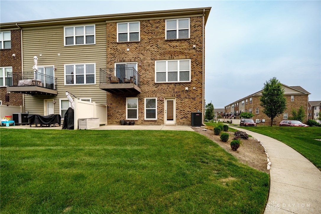 1668 Big Bear Drive, Dayton, Ohio image 35