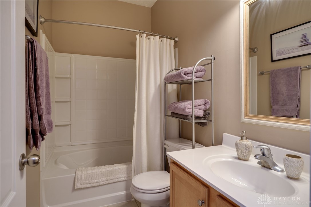 1668 Big Bear Drive, Dayton, Ohio image 23