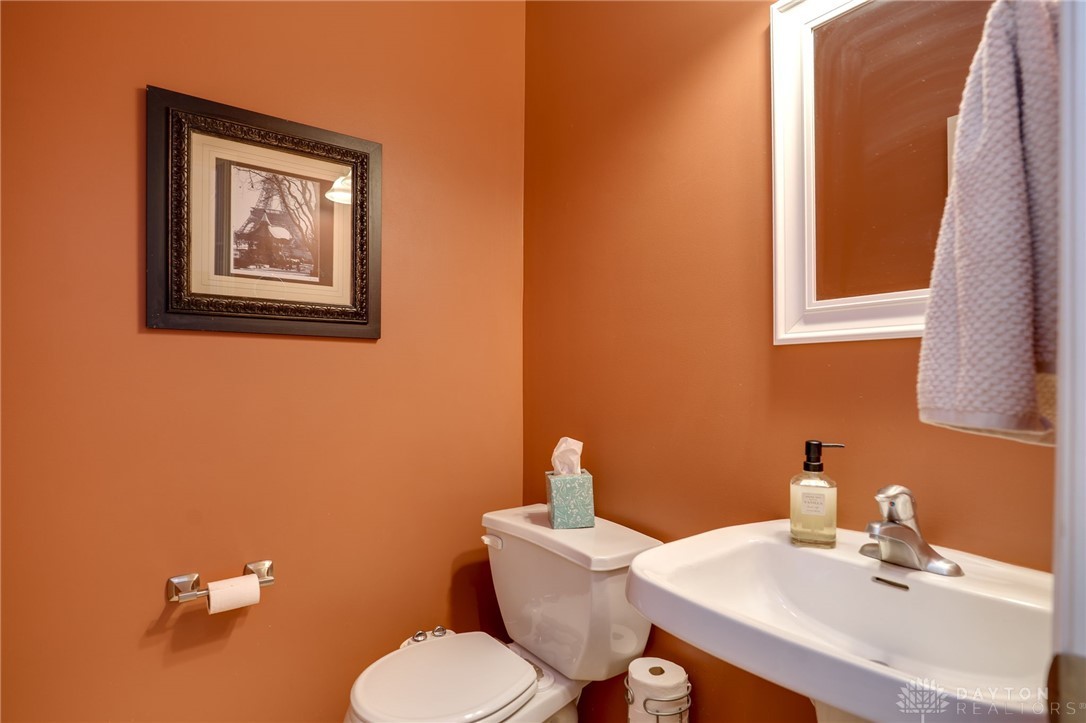 1668 Big Bear Drive, Dayton, Ohio image 17