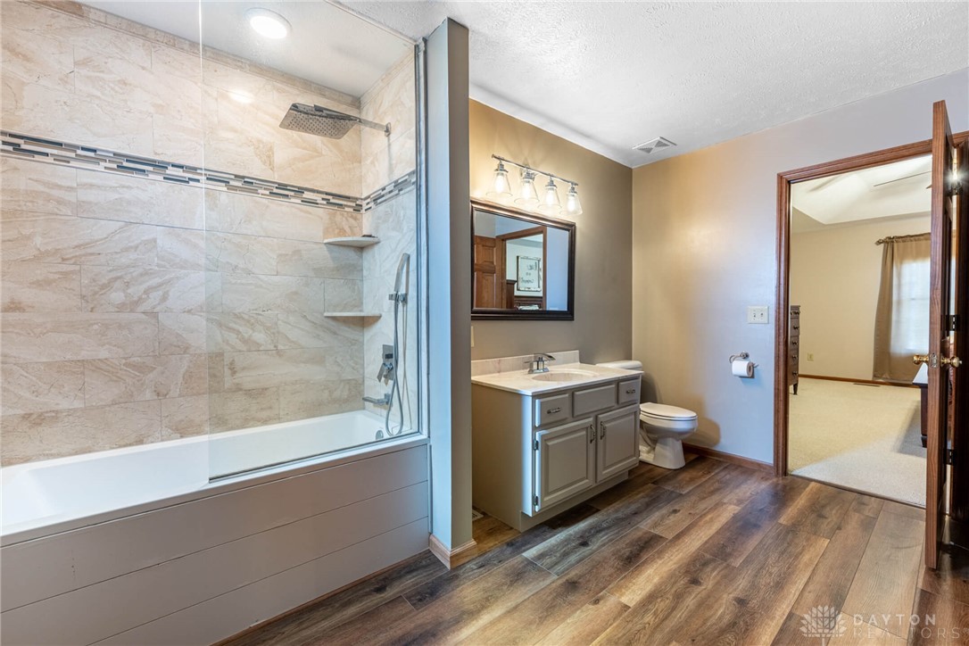 810 Charrington Way, Tipp City, Ohio image 22