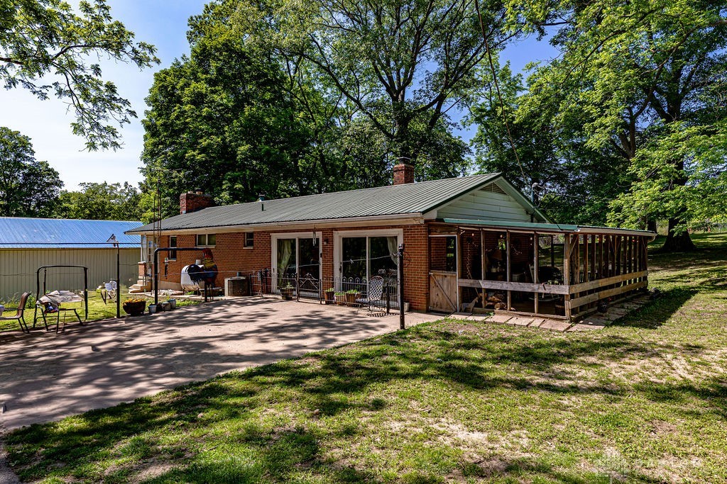 1246 Oxford Germantown Road, Camden, Ohio image 1