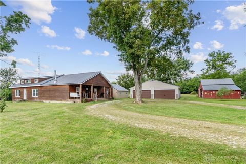Photo of 2512 Kemp Road, Beavercreek, OH 45431 (MLS # 941163)