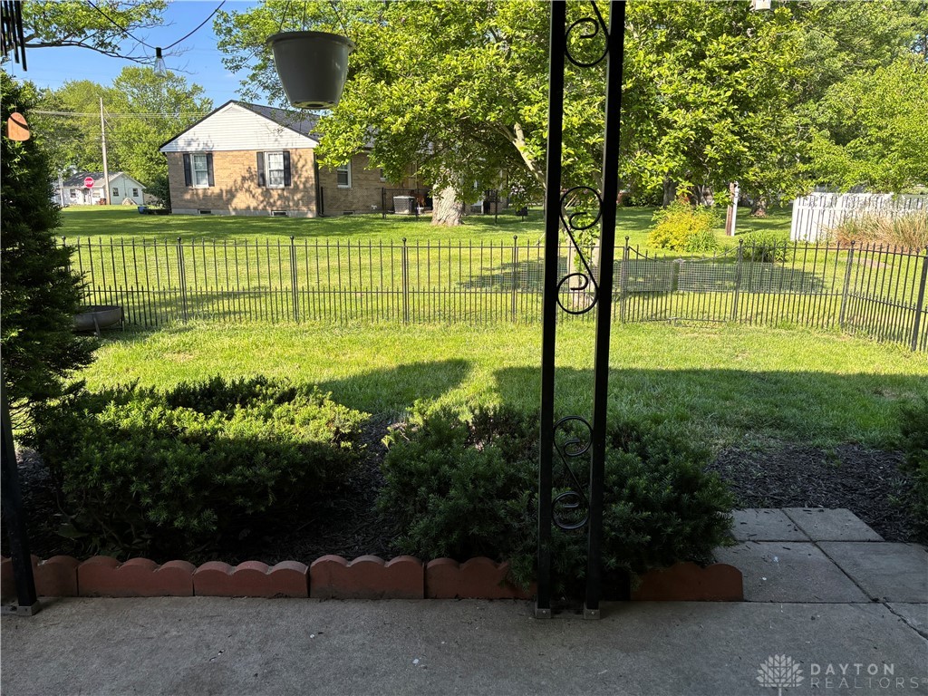 320 San Mar Gale Drive, Sabina, Ohio image 13