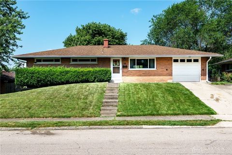 Photo of 57 Pollyanna Avenue, Germantown, OH 45327 (MLS # 938534)