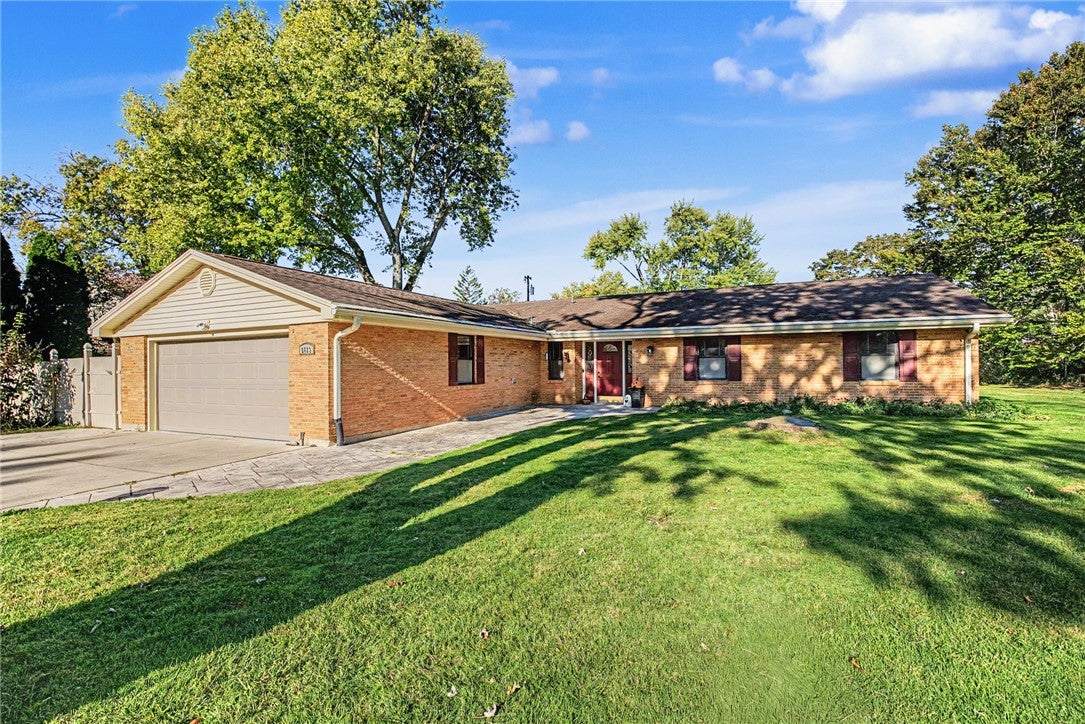 5613 Red Coach Road
