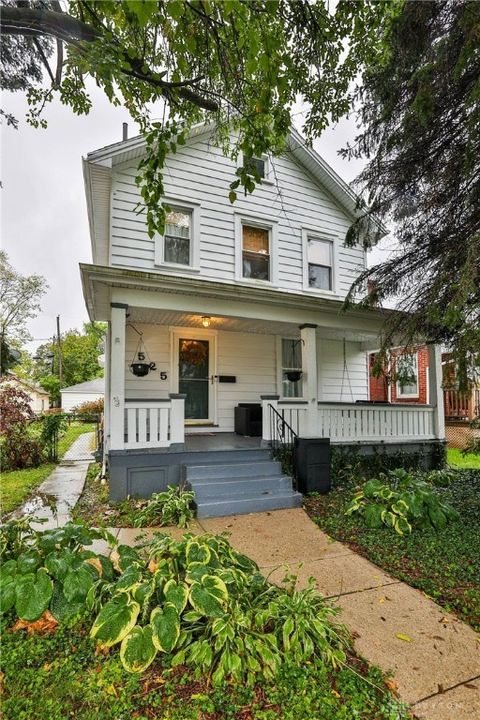 Tiny photo for 525 Watervliet Avenue, Dayton, OH 45420 (MLS # 945118)