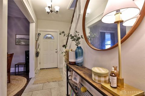 Tiny photo for 525 Watervliet Avenue, Dayton, OH 45420 (MLS # 945118)