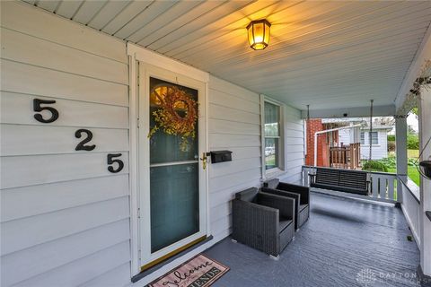 Tiny photo for 525 Watervliet Avenue, Dayton, OH 45420 (MLS # 945118)