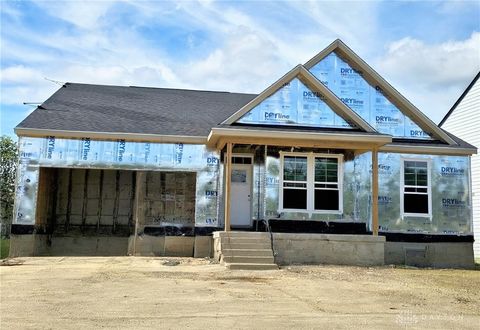 Photo of 125 Dan Haven Place, Springboro, OH 45066 (MLS # 936876)