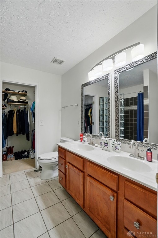 8765 Woolstone Court, Maineville, Ohio image 27