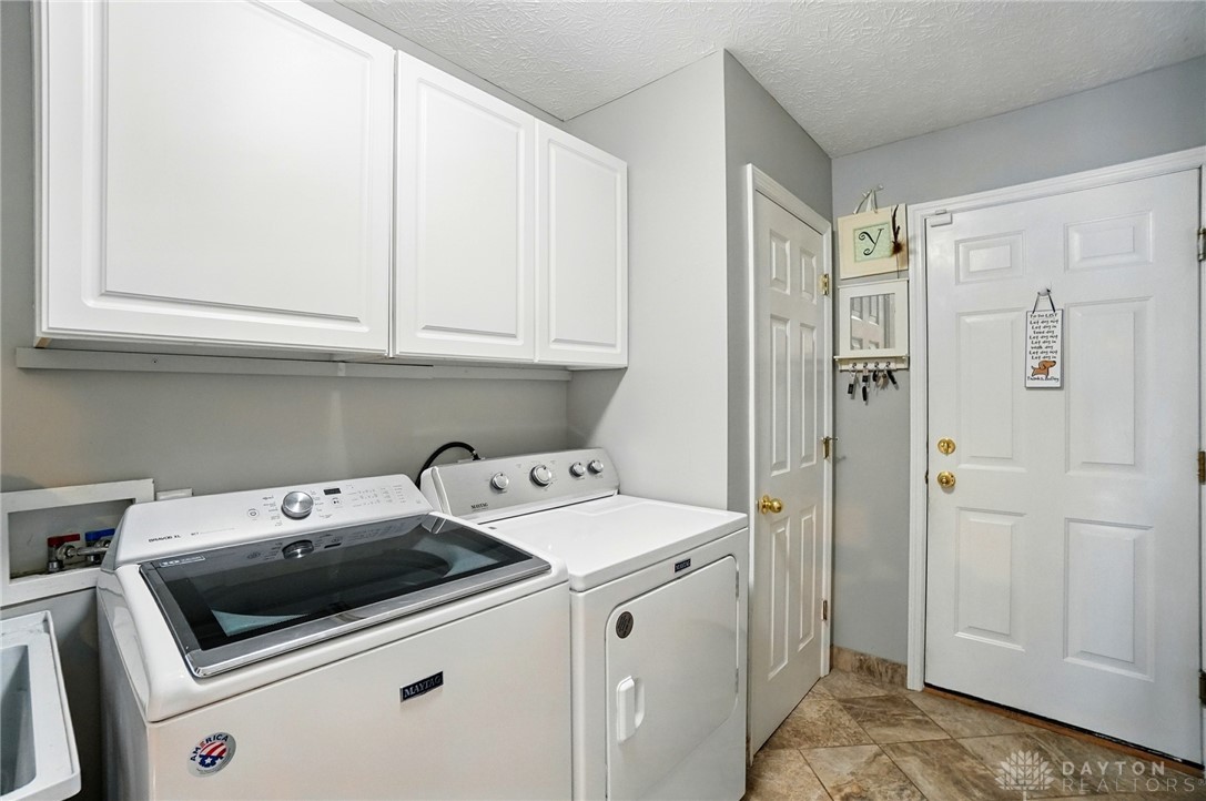 8765 Woolstone Court, Maineville, Ohio image 38