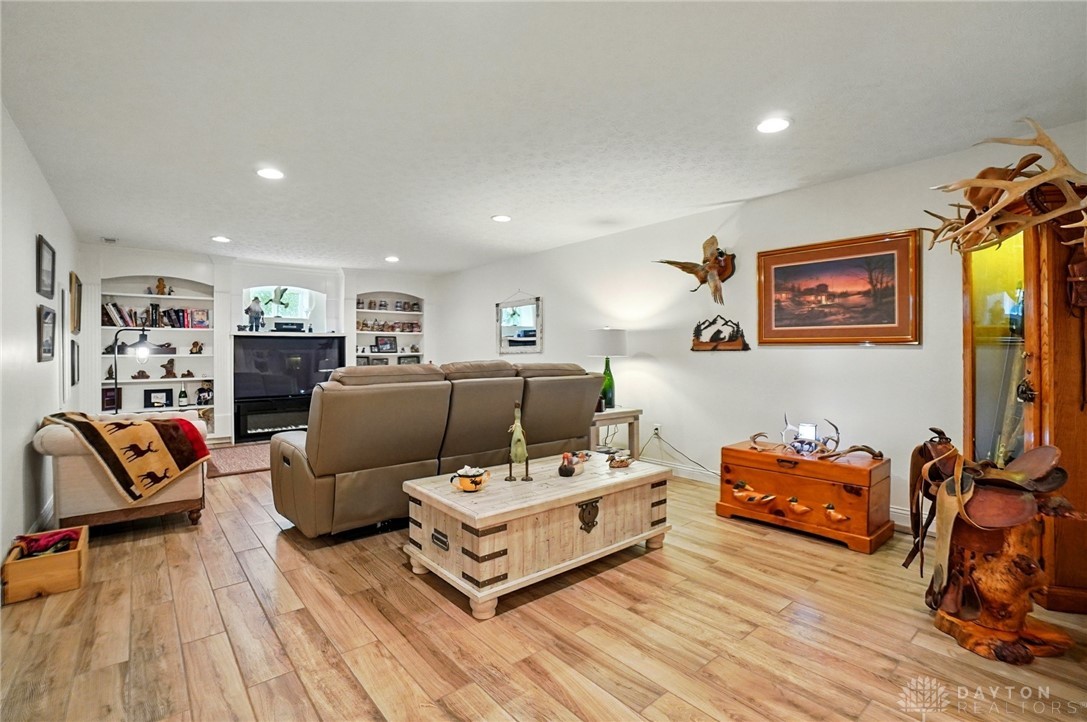 8765 Woolstone Court, Maineville, Ohio image 44