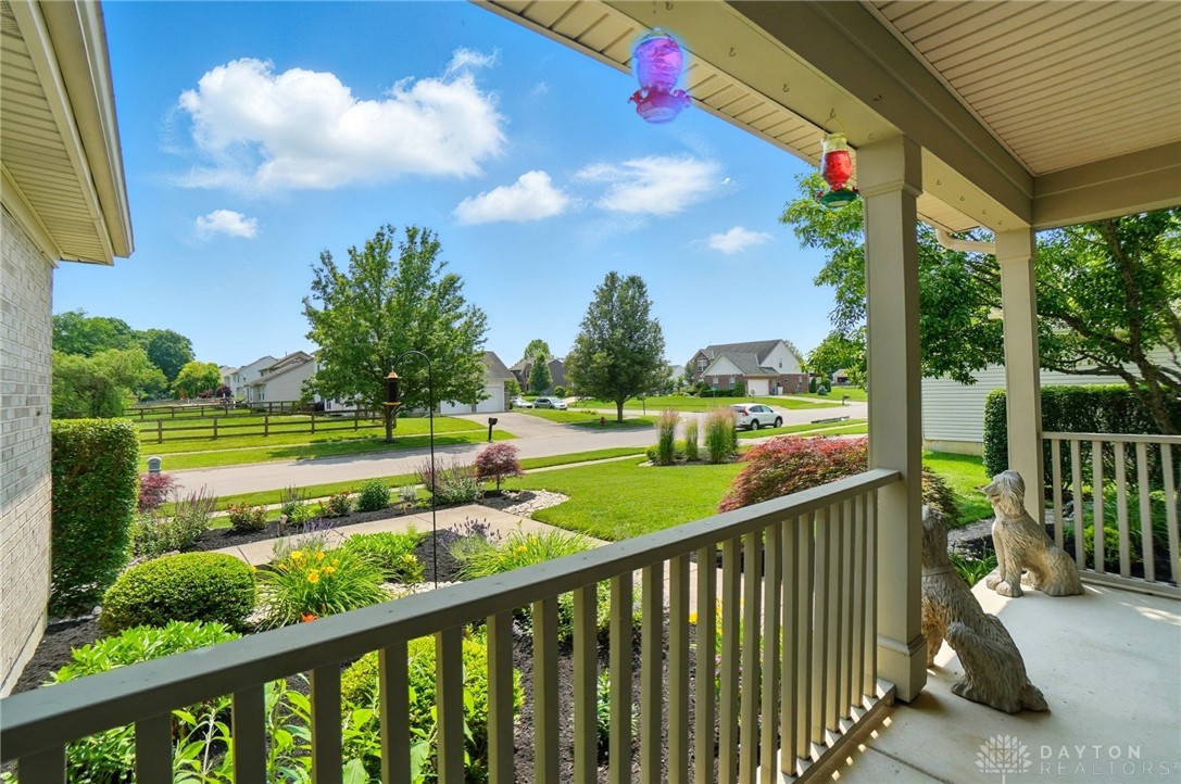 8765 Woolstone Court, Maineville, Ohio image 9