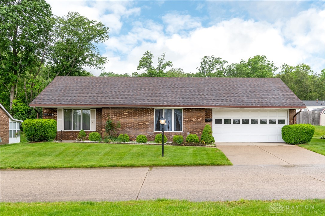 3079 Brixton Road, Springfield, Ohio image 2