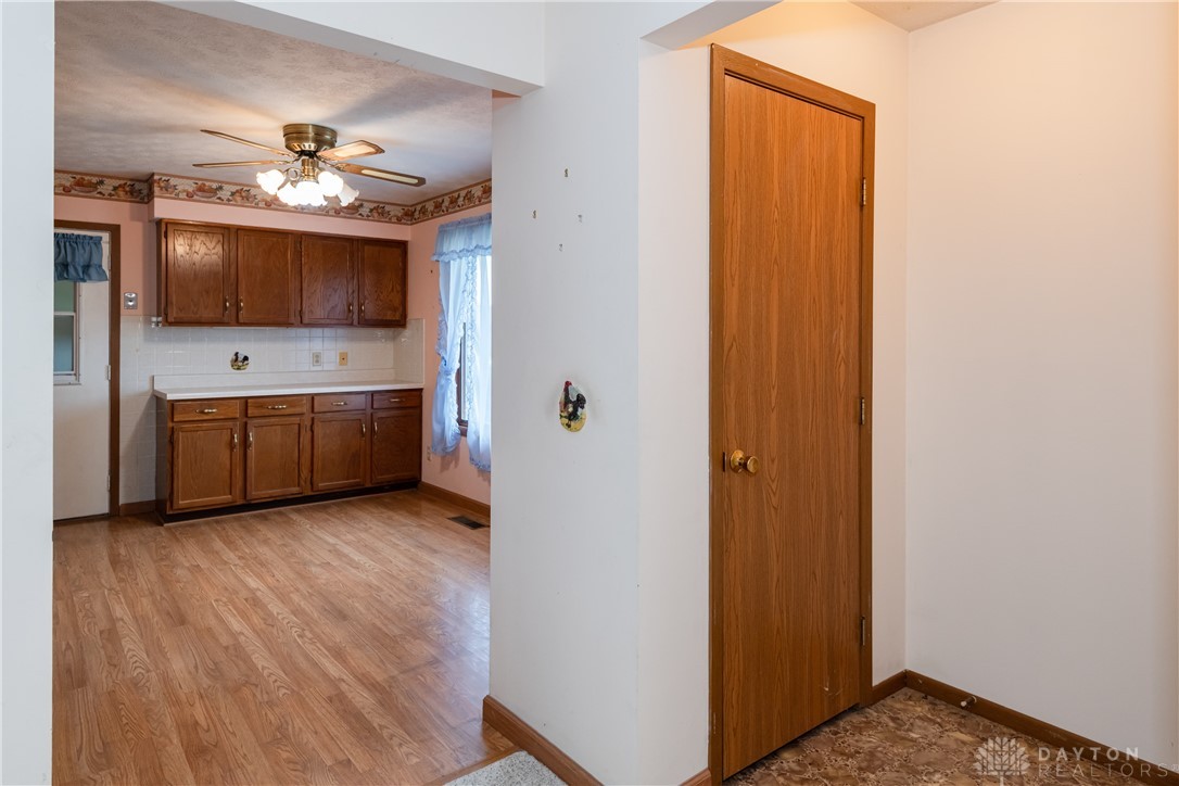 3079 Brixton Road, Springfield, Ohio image 6