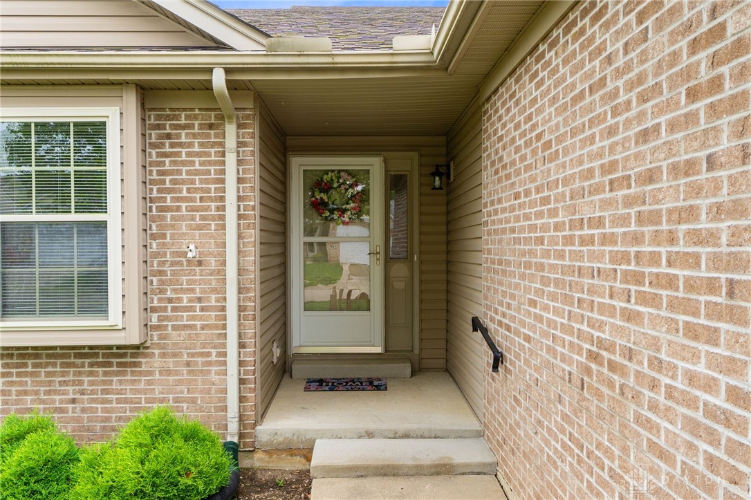 538 Jodee Drive, Xenia, Ohio image 3