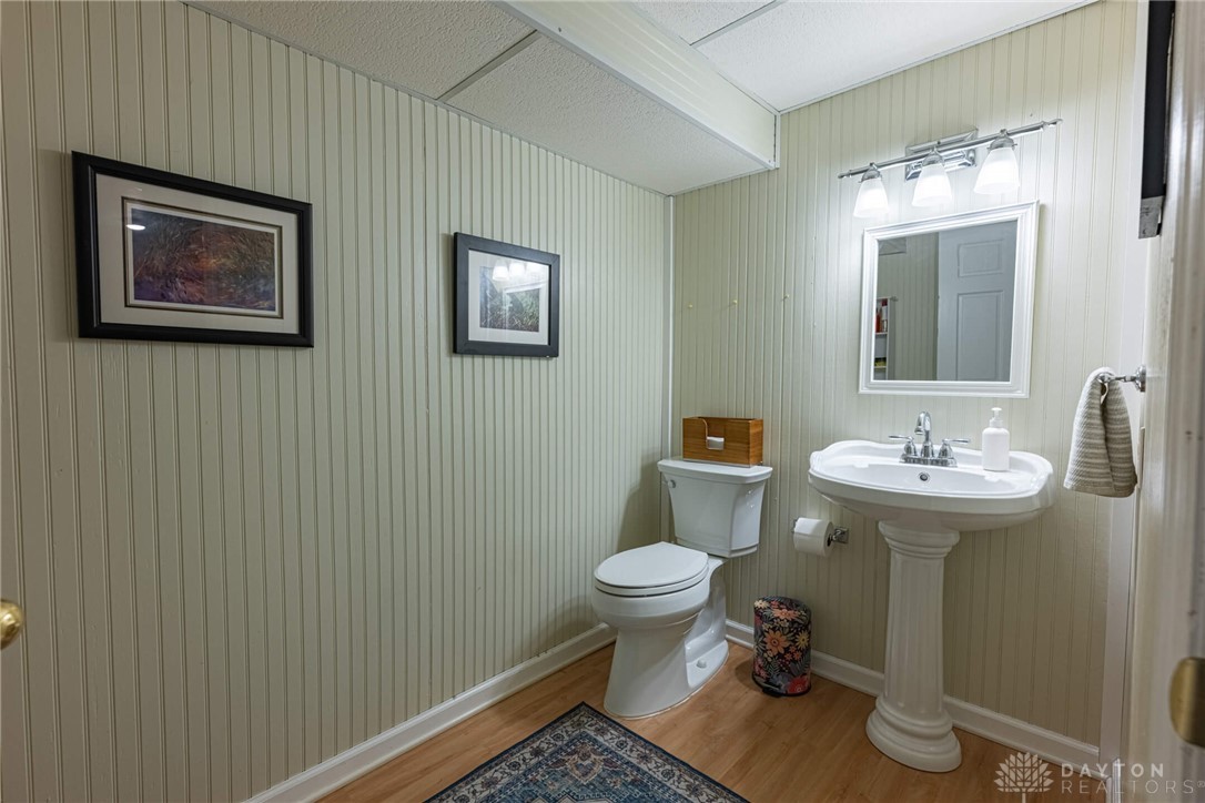 649 Murrell Drive, Kettering, Ohio image 43