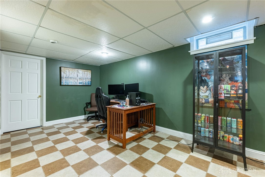 649 Murrell Drive, Kettering, Ohio image 41