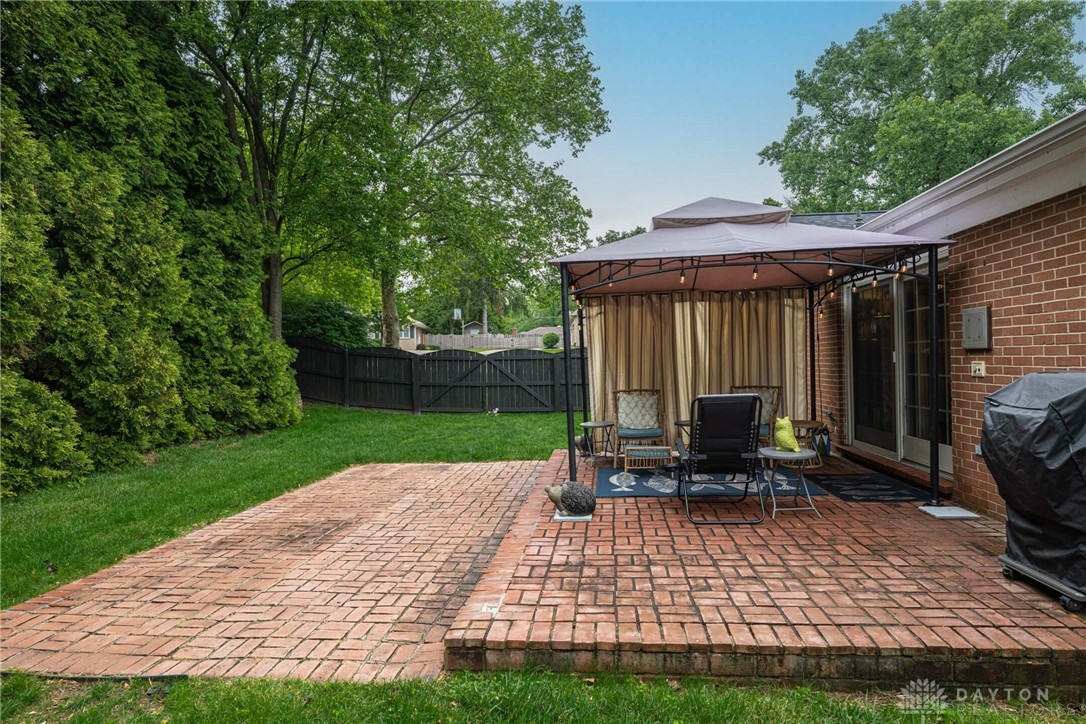 649 Murrell Drive, Kettering, Ohio image 49