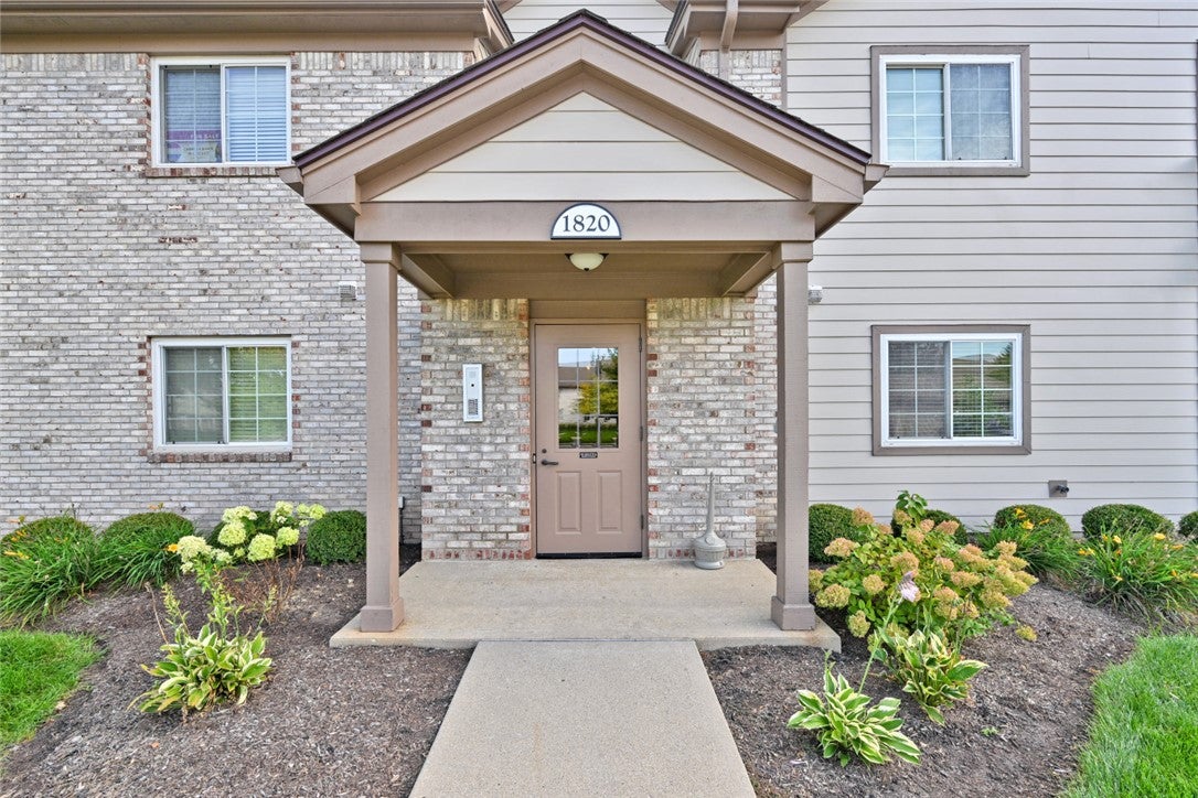 1820 Piper Lane 103