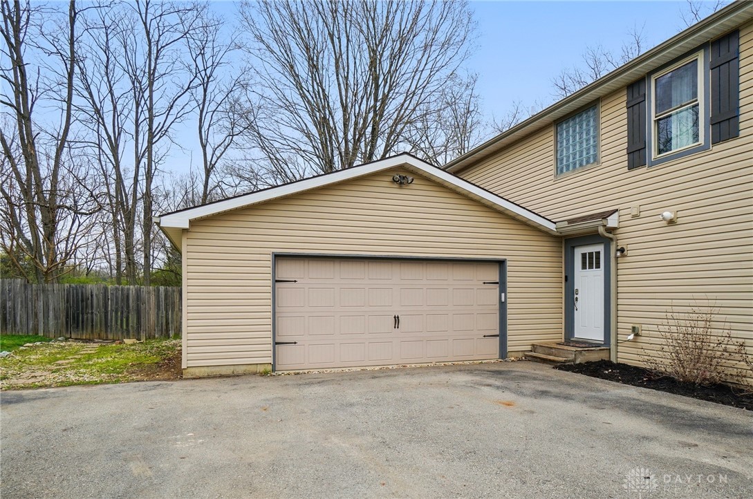 253 N Alpha Bellbrook Road, Beavercreek, Ohio image 3
