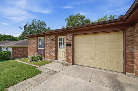 Multifamily For Sale - 1233-1235 Heritage Drive<br/> Troy, OH 45373
