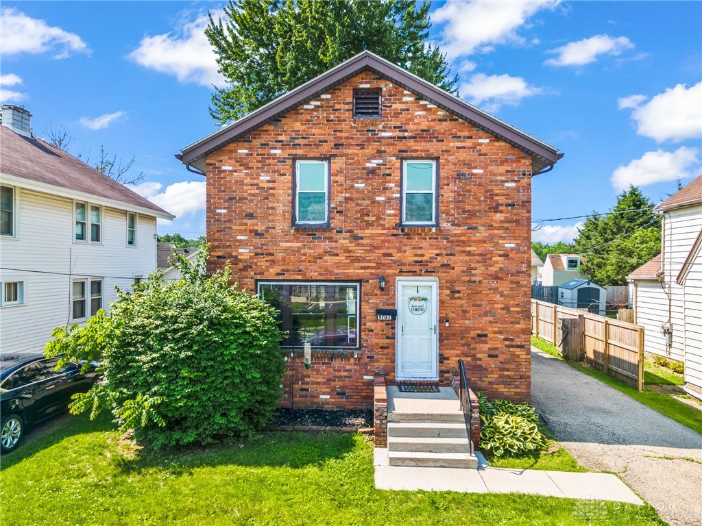 1707 Maiden Lane, Springfield, Ohio image 2