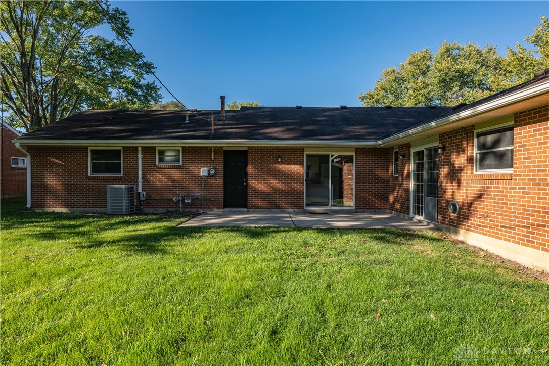 1231 Joyce Drive, Xenia, Ohio image 33