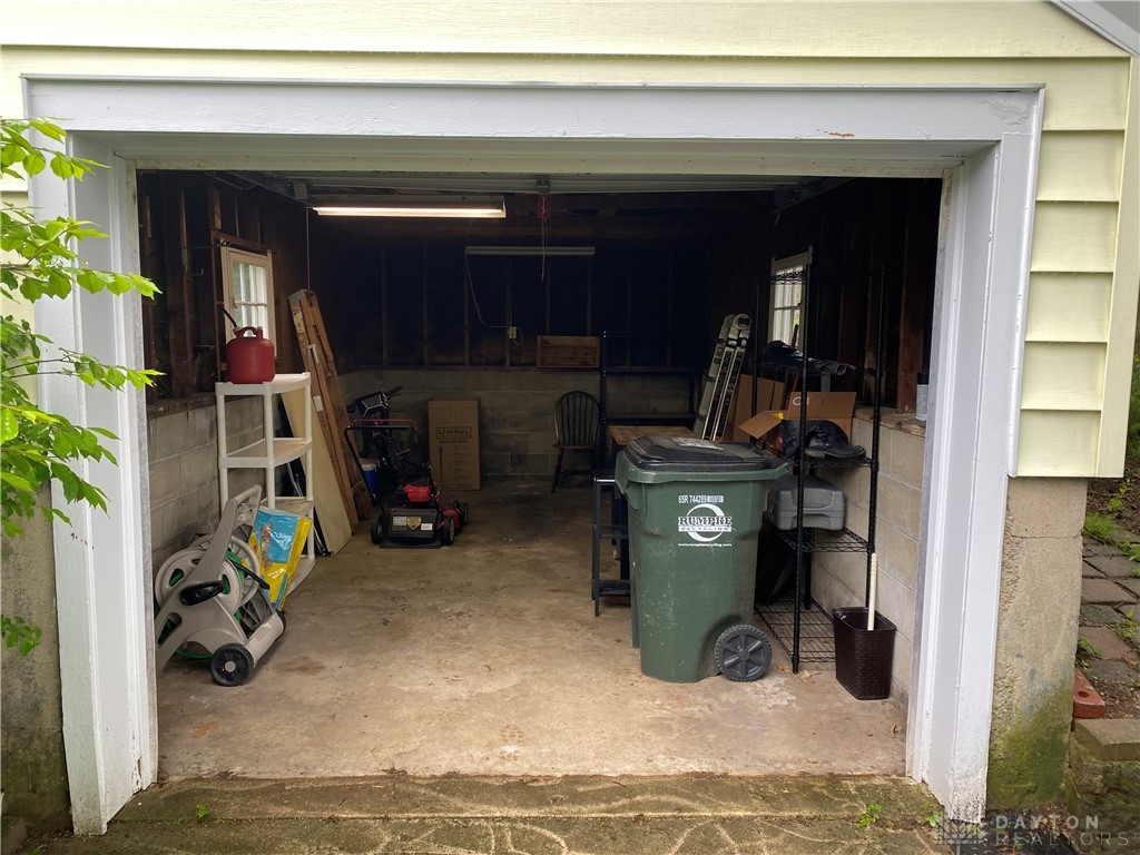 3004 Hampton Place, Middletown, Ohio image 39
