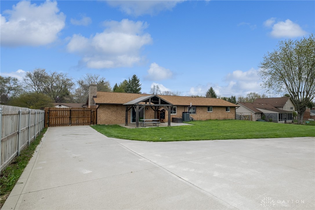 3069 Windmill Drive, Beavercreek, Ohio image 30