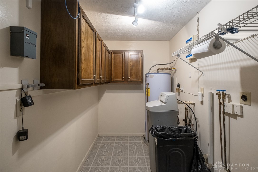 3069 Windmill Drive, Beavercreek, Ohio image 17