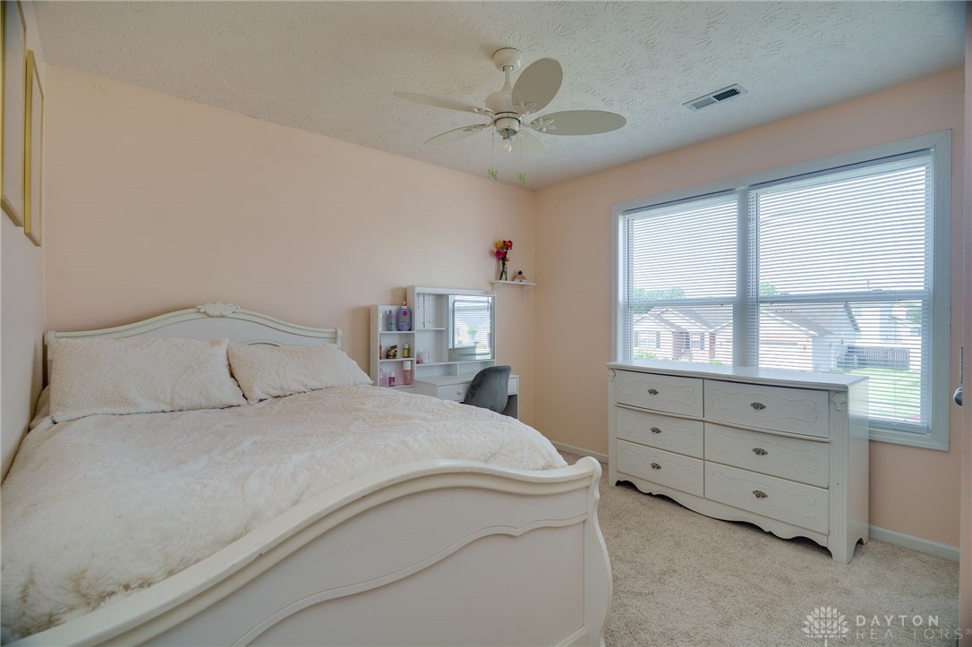 1371 Edinburgh Drive, Troy, Ohio image 20
