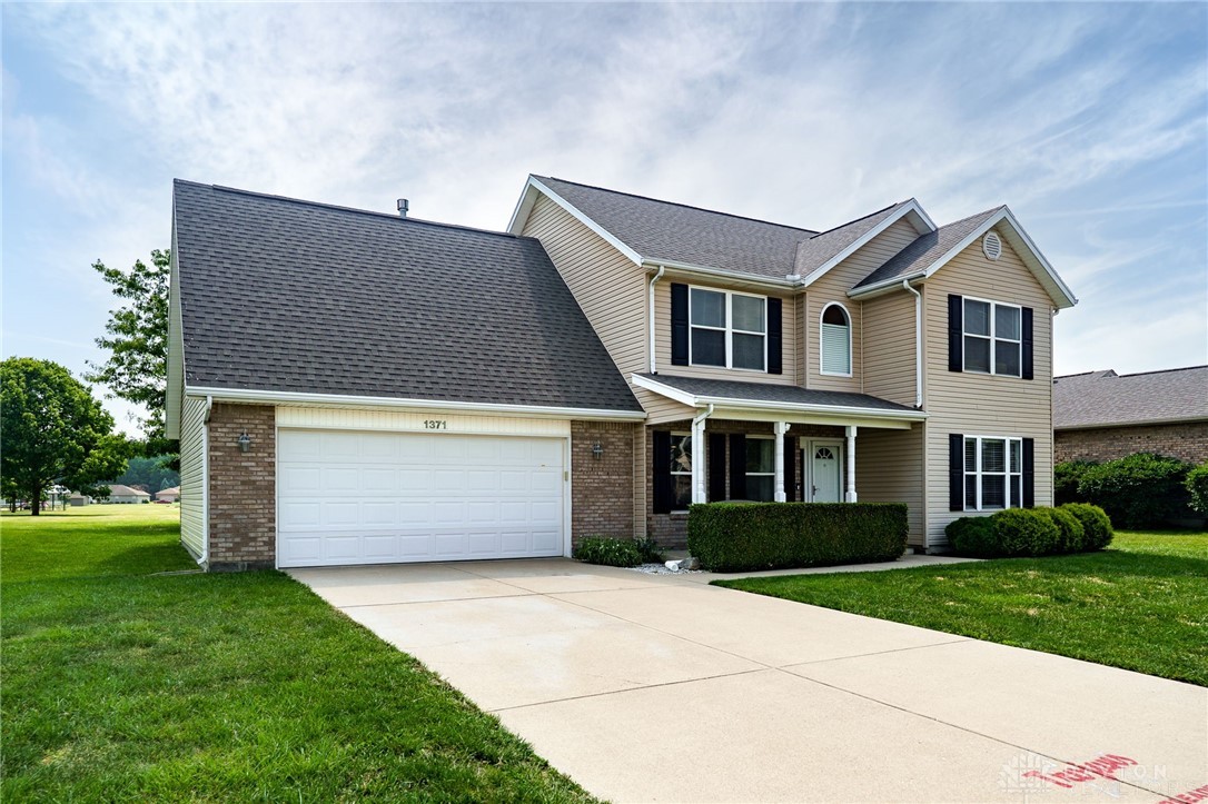 1371 Edinburgh Drive, Troy, Ohio image 2