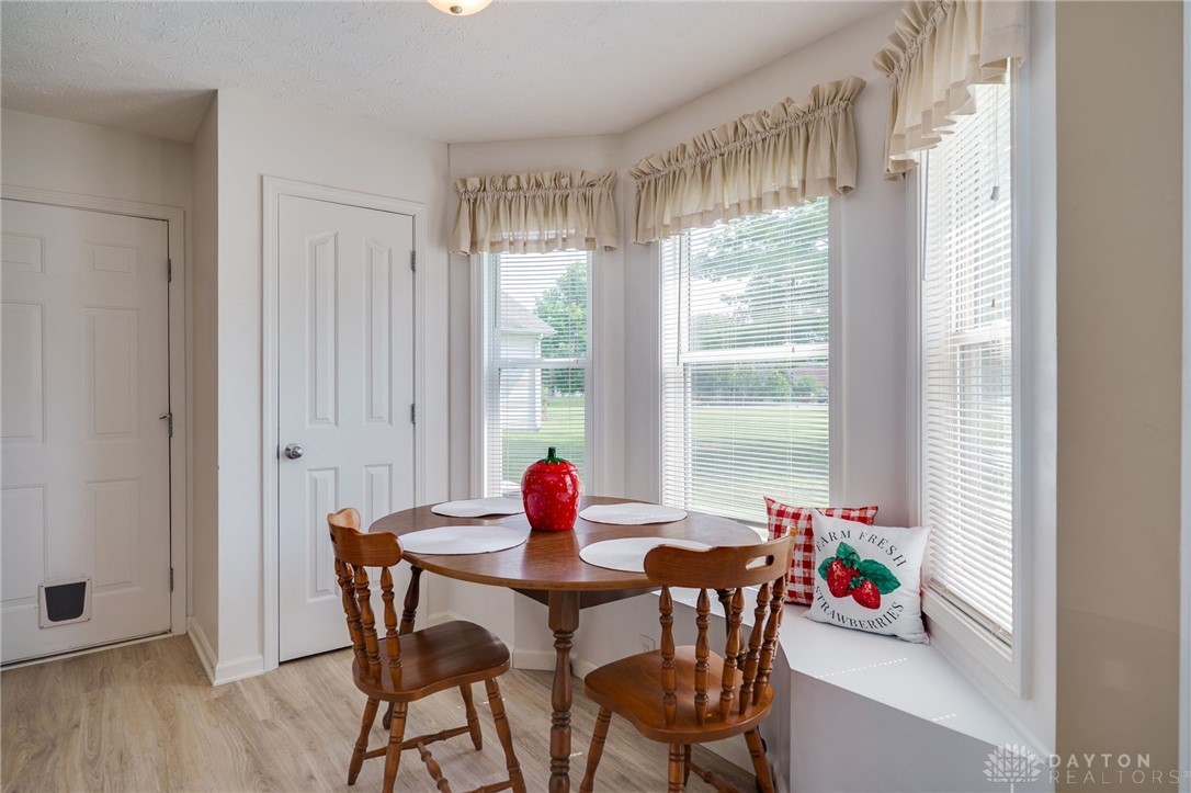 1371 Edinburgh Drive, Troy, Ohio image 14