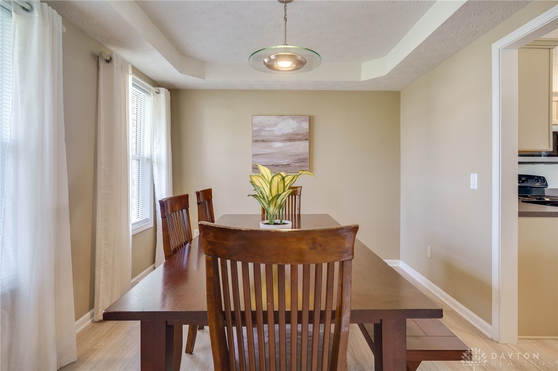 1371 Edinburgh Drive, Troy, Ohio image 8